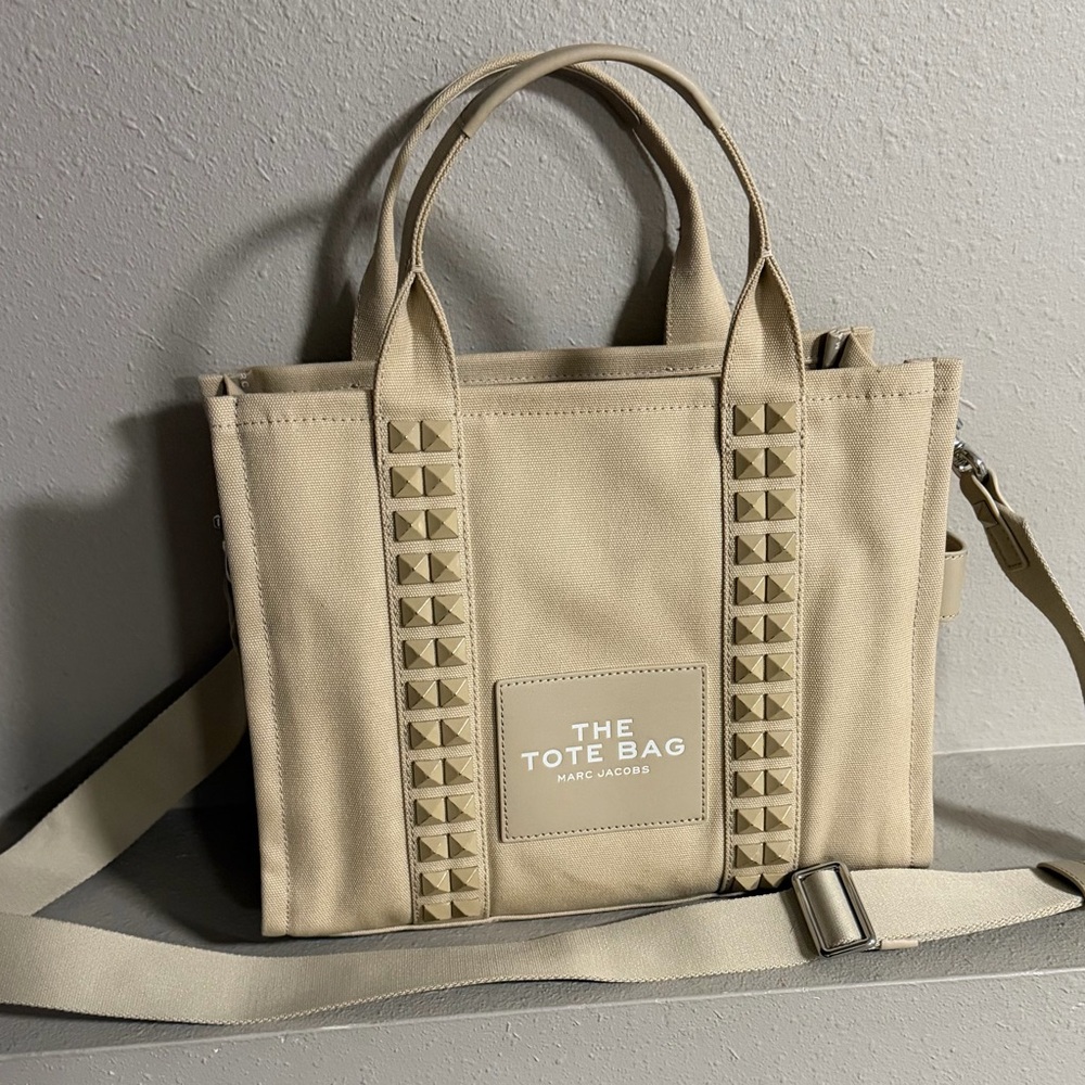 MARC JACOBS
The Studded Medium Tote